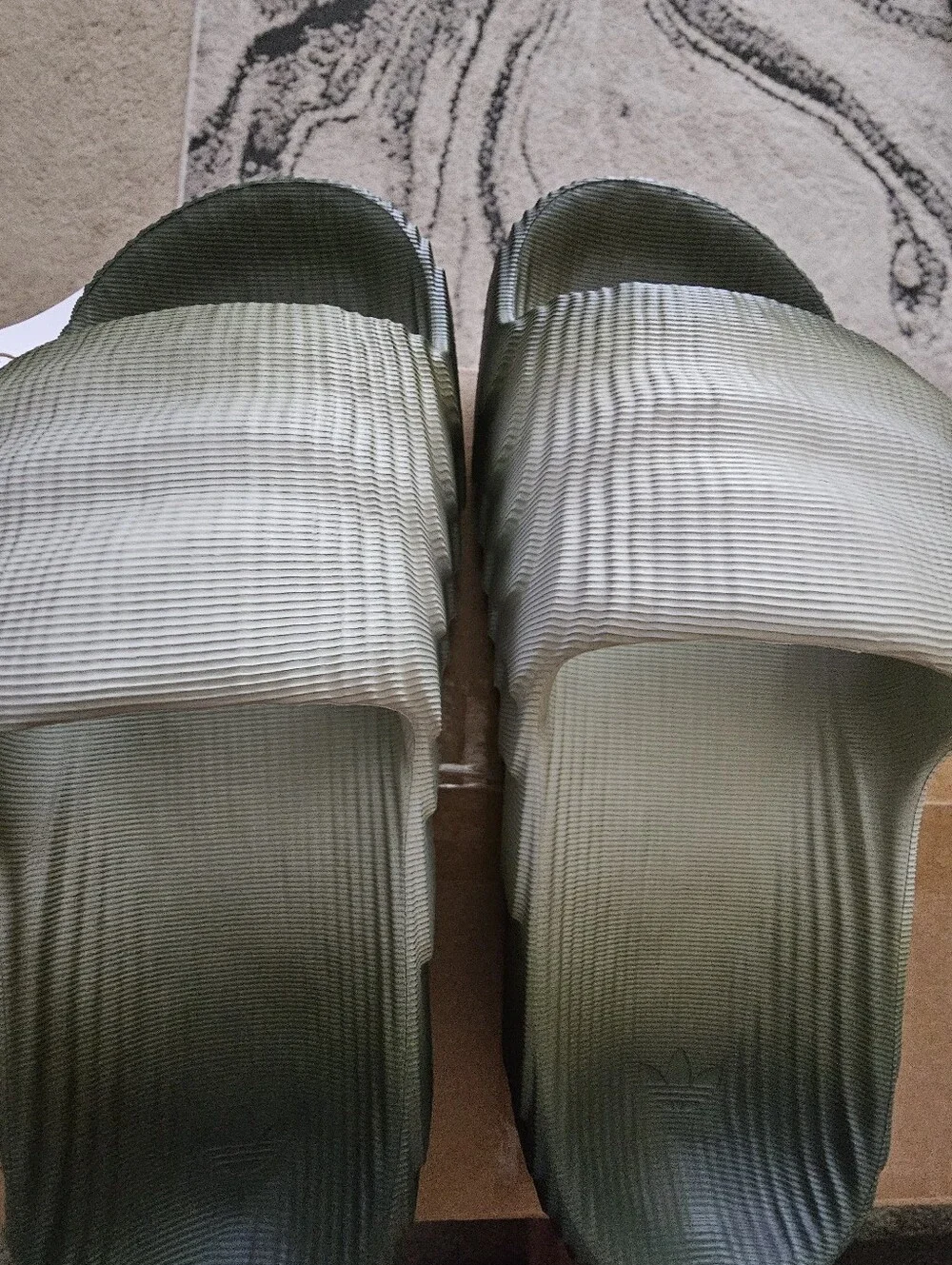 Size 6 Adidas ORIGINALS Adilette 22 Green Slides IG7494 Wonder Silver Green Mens